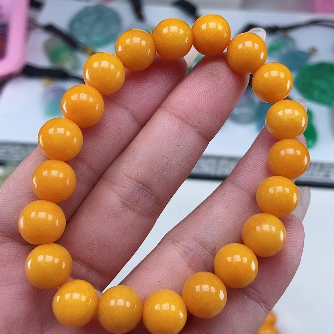 翡翠颈饰未镶嵌手链