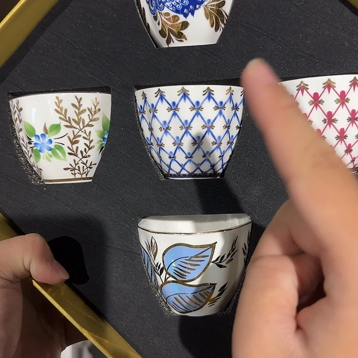 瓷片五个杯杯杯杯