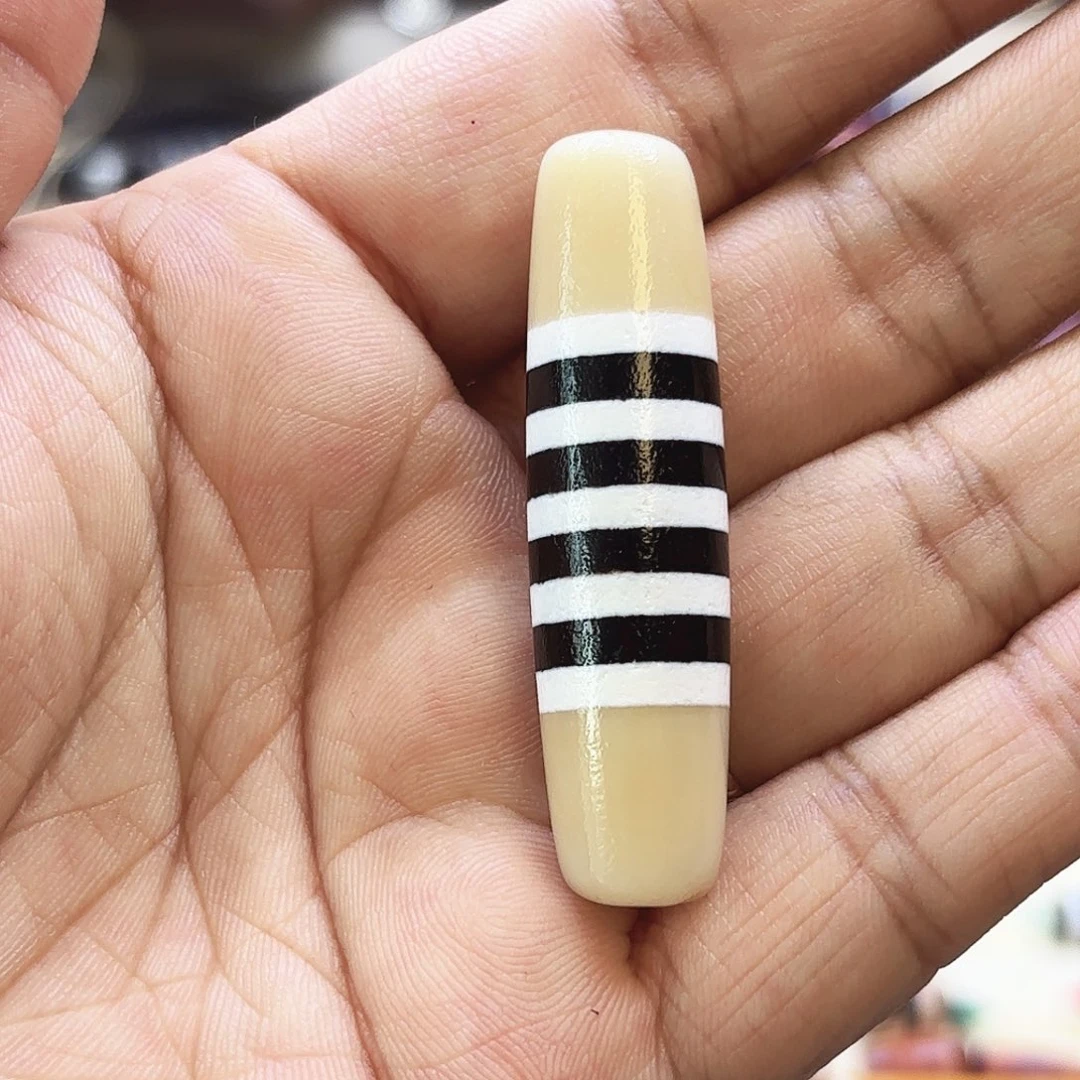 K***i玛瑙/玉髓未镶嵌颈饰