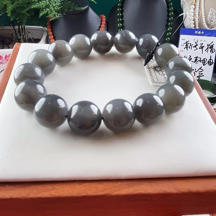 和田玉手串未镶嵌烟紫卡12