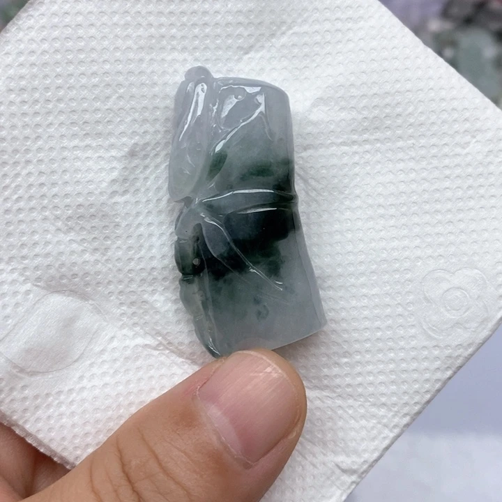 G***U颈饰未镶嵌翡翠天然缅甸翡翠