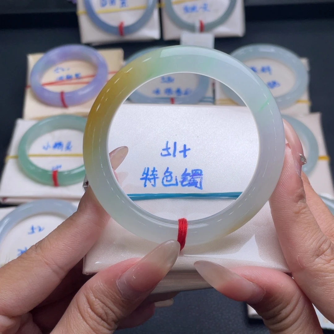 翡翠未镶嵌手镯17号