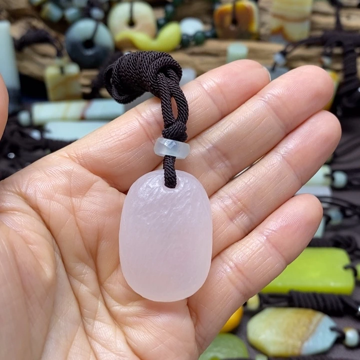 弓****蛇纹石玉未镶嵌挂件