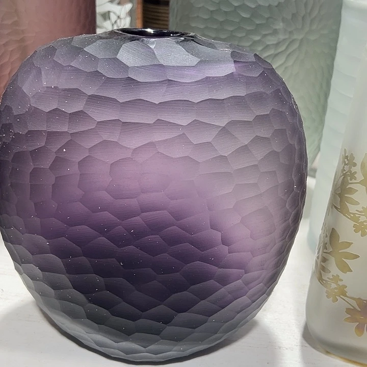 z****琉璃手工艺品紫色磨刻花瓶花器高25口5