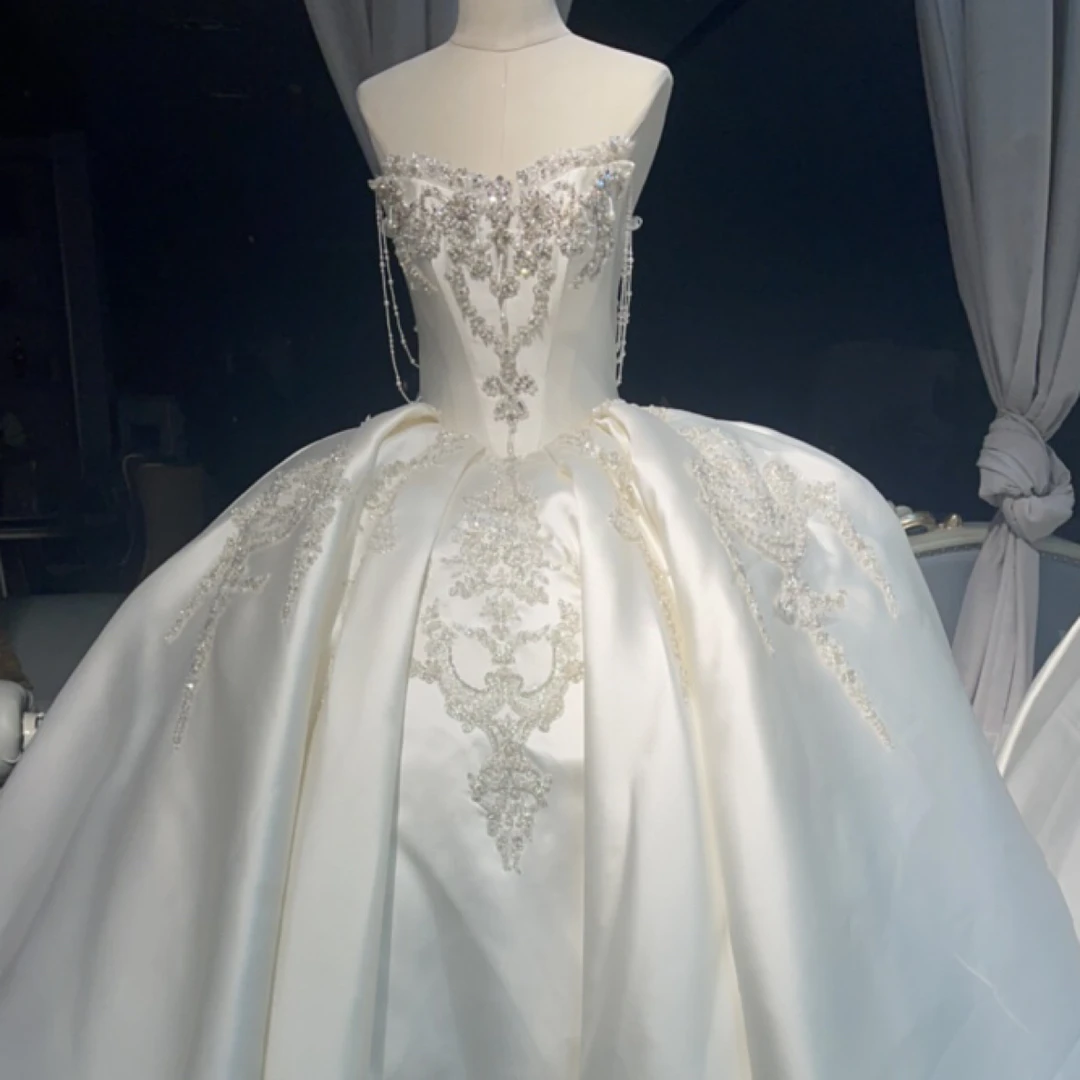 玛格丽特 重工主纱齐地定做不退换