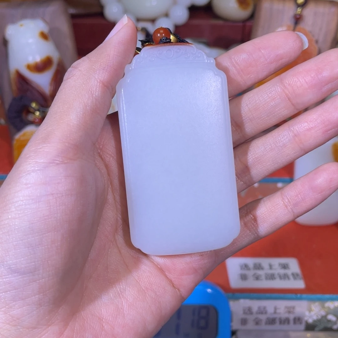 讷***厂和田玉未镶嵌挂件