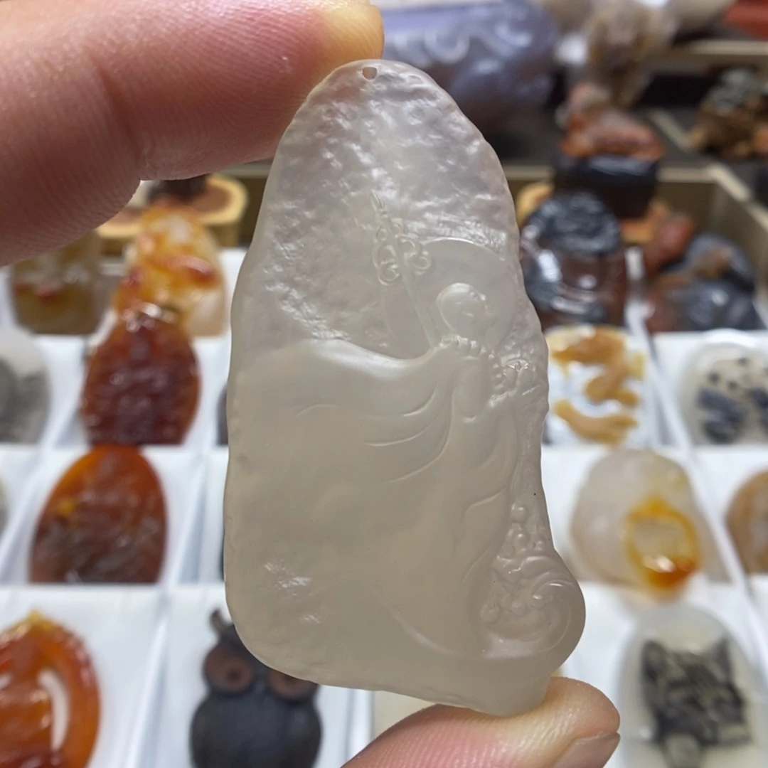 玛瑙/玉髓颈饰未镶嵌