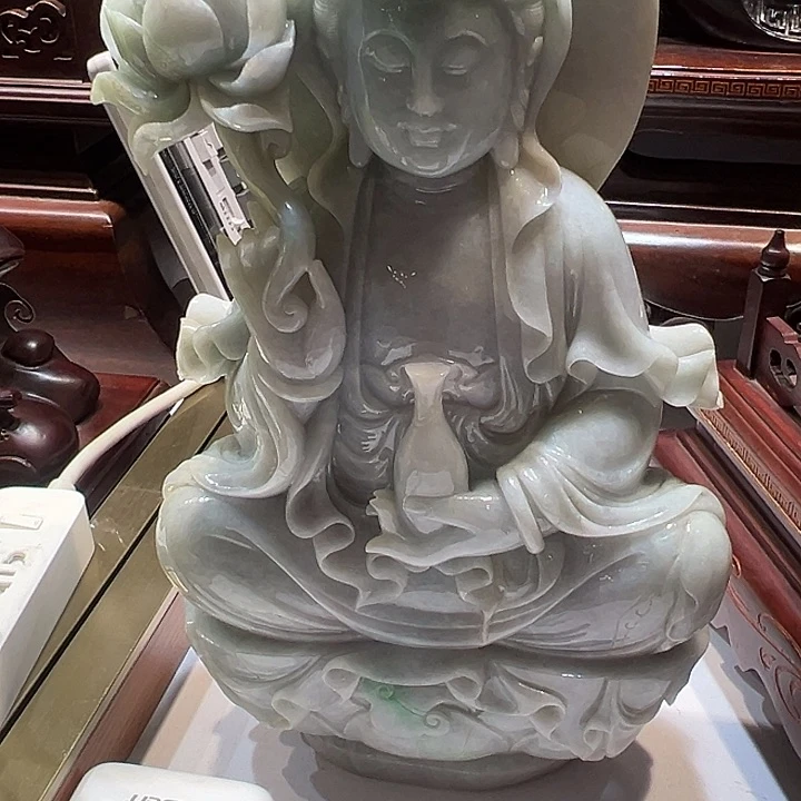 翡翠挂件未镶嵌7*i翡翠观音