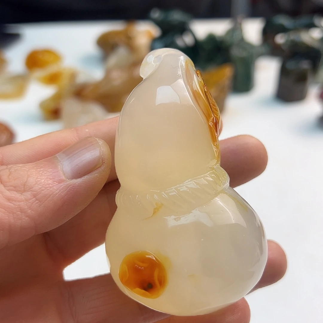 玛瑙/玉髓未镶嵌颈饰