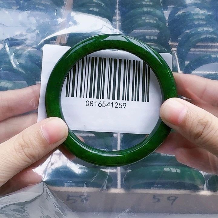 和田玉（碧玉）手镯未镶嵌59微包容