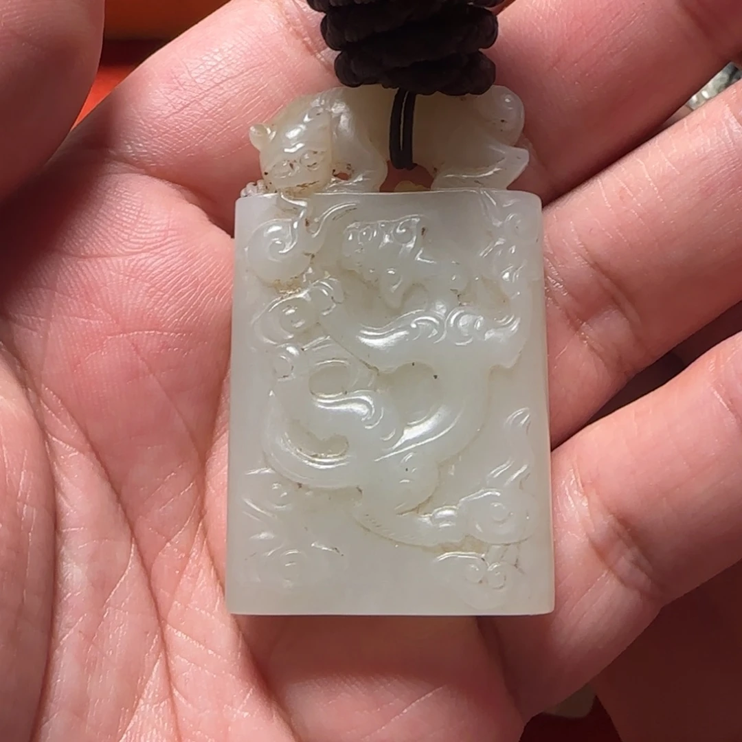 行***僧和田玉未镶嵌挂件