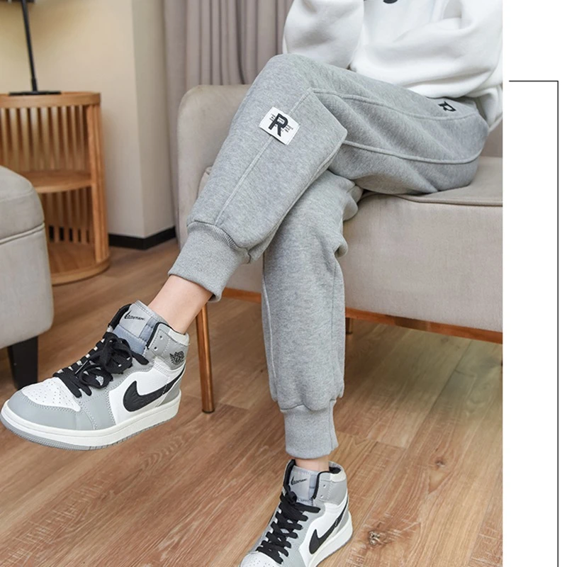 孕妇裤子春夏运动裤外穿2025时尚新款休闲卫裤春秋季宽松孕妇长裤