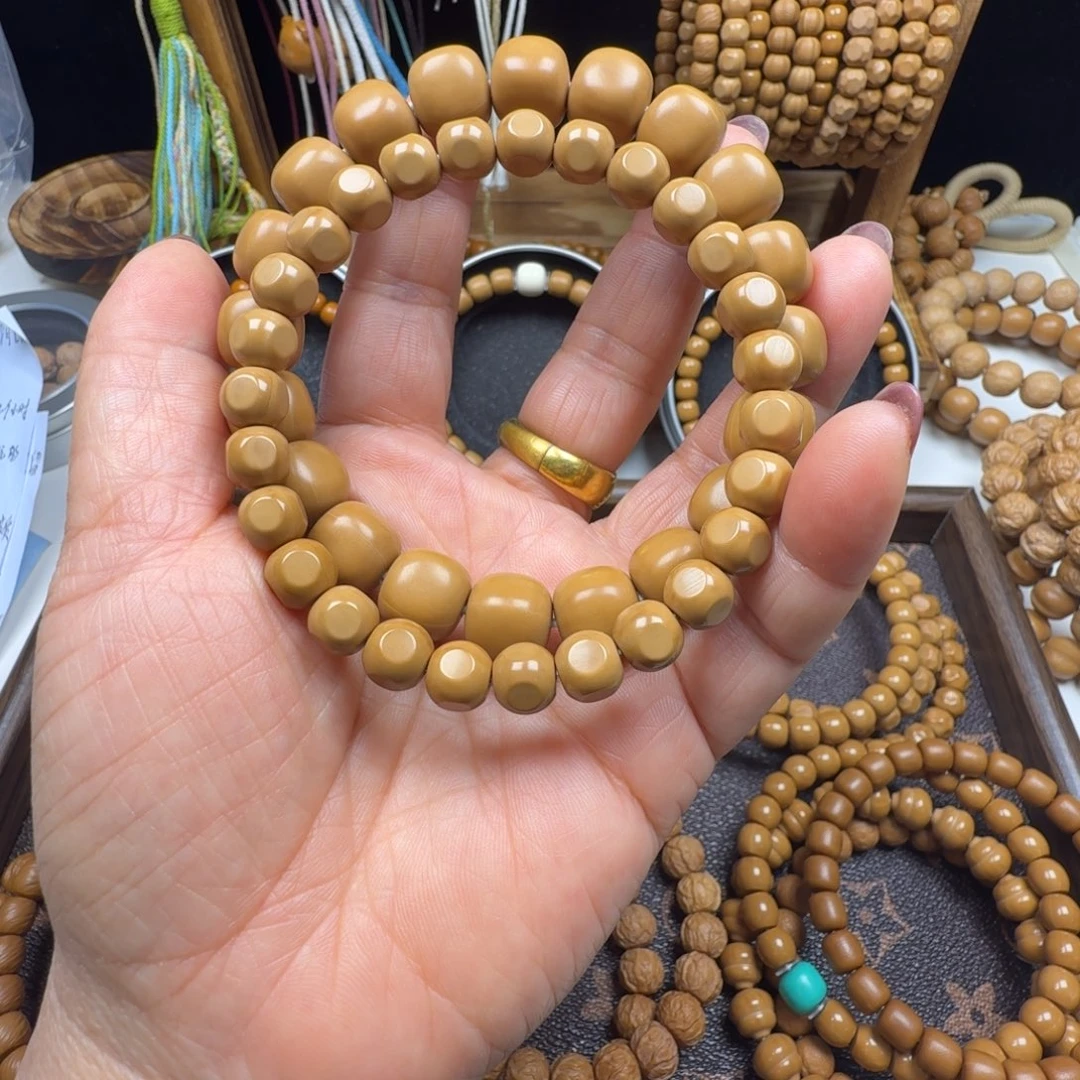 庆***手串猴头核桃六方