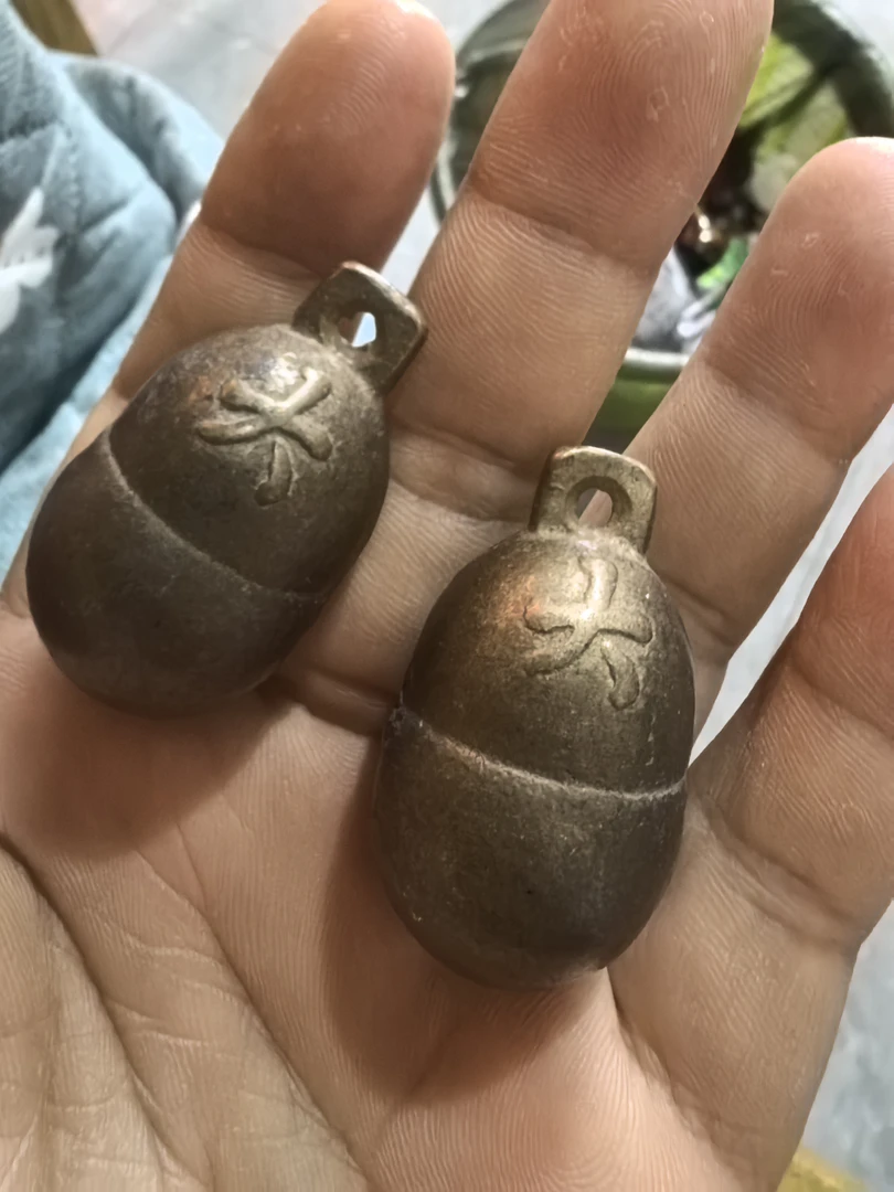 铜摆件尺寸4X2公分