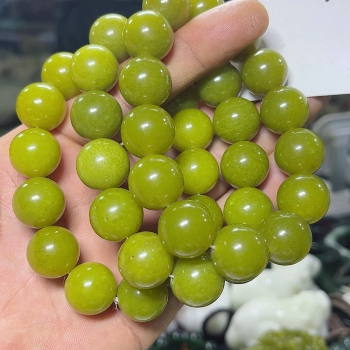 蛇纹石玉手串未镶嵌