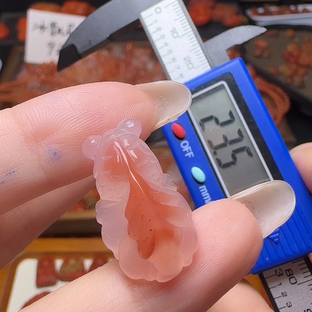 南红玛瑙未镶嵌颈饰