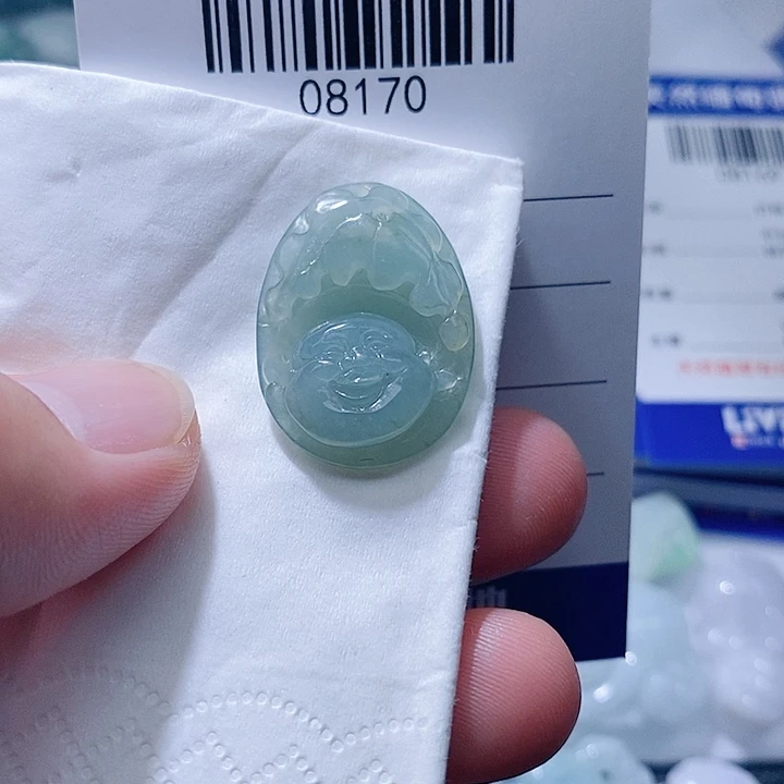 翡翠未镶嵌颈饰天光墟翡翠市场现金代购
