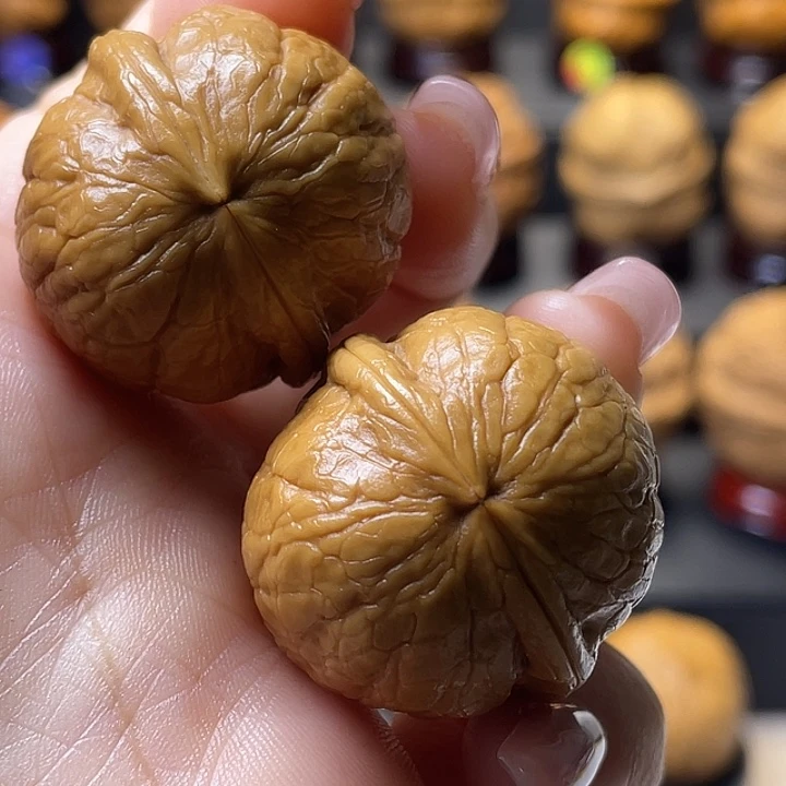 文玩核桃吊坠小西瓜30尺4Y