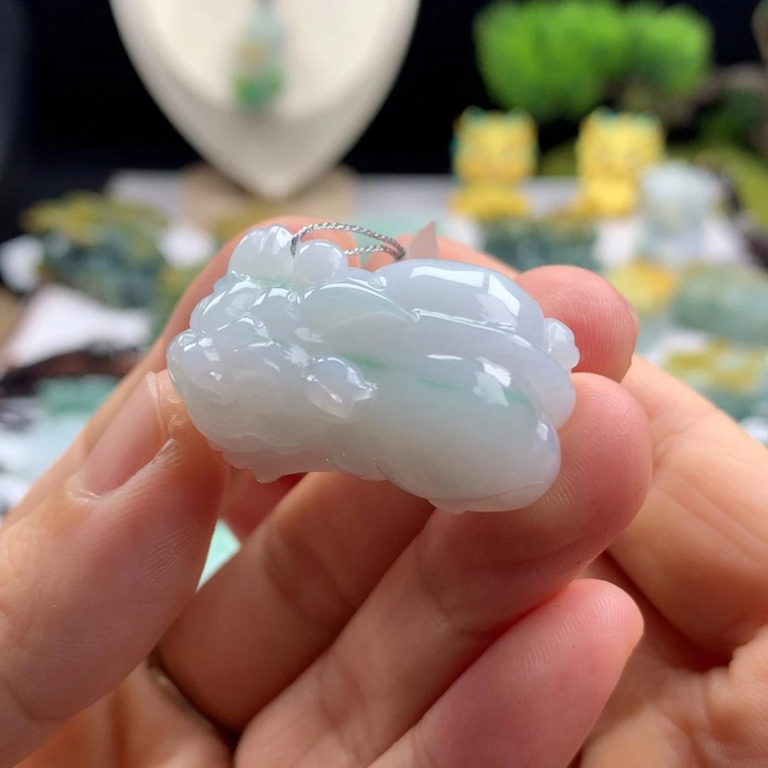 翡翠未镶嵌颈饰翡翠貔貅