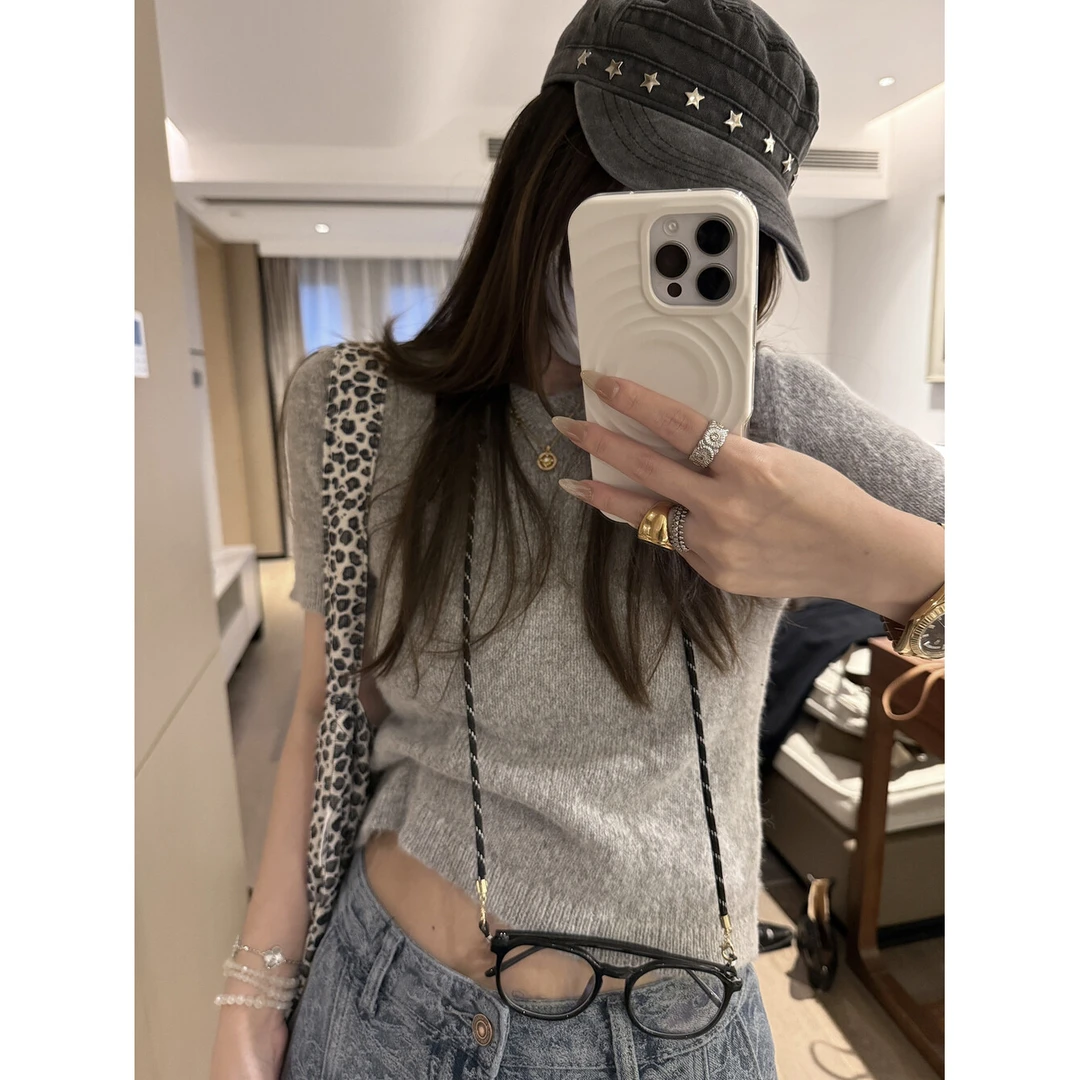 软糯亲肤马海毛套头V领短袖针织衫2025早秋新品百搭显瘦正肩上衣