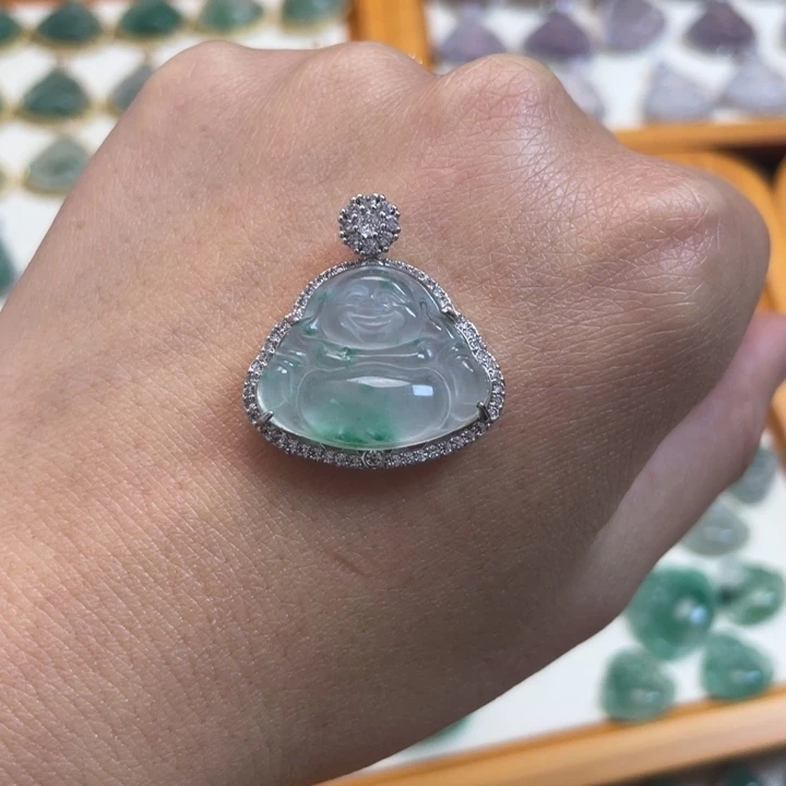 石英质玉未镶嵌颈饰12445