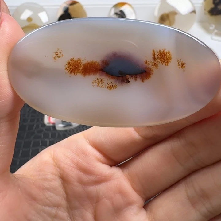 玛瑙/玉髓未镶嵌珠宝奇石