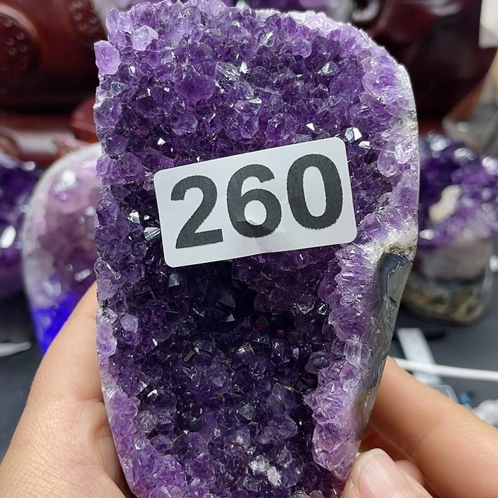 水晶大型摆件（非配饰）未镶嵌