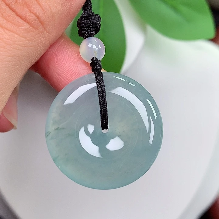 翡翠未镶嵌颈饰平安扣 28.4x6.3mm