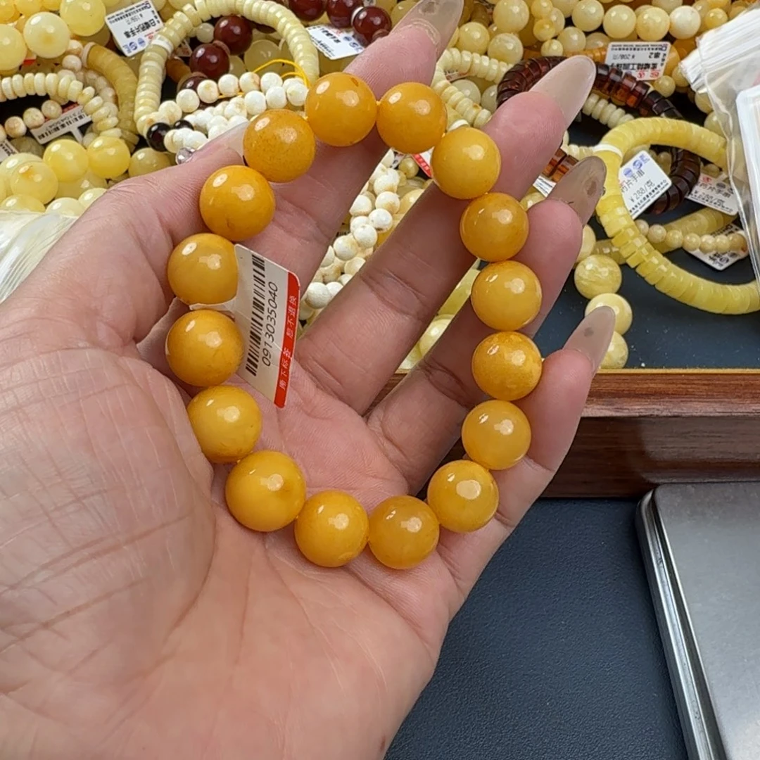 肉***子琥珀未镶嵌珠宝奇石