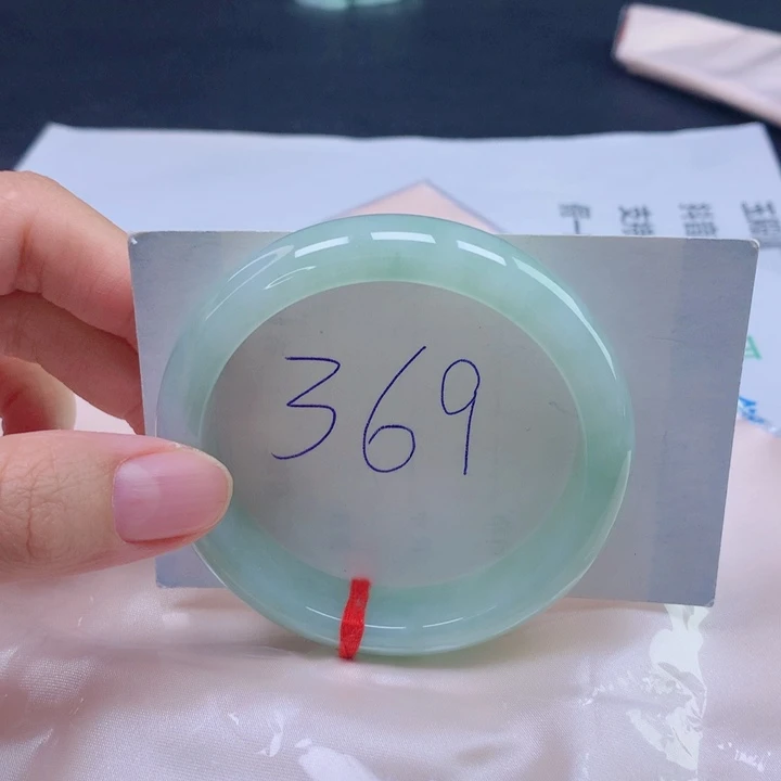 翡翠未镶嵌手镯55圈口