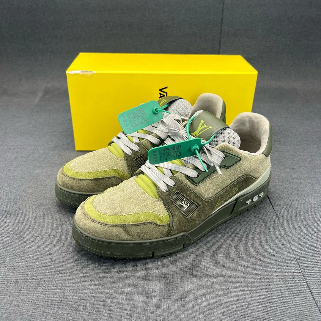 95新 LouisVuitton/路易威登 码数42.5lv鞋 trainer 苔藓绿 原盒