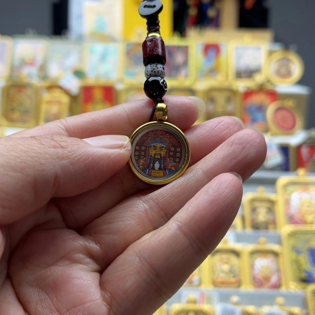 吊坠唐卡的历史悠久的文化