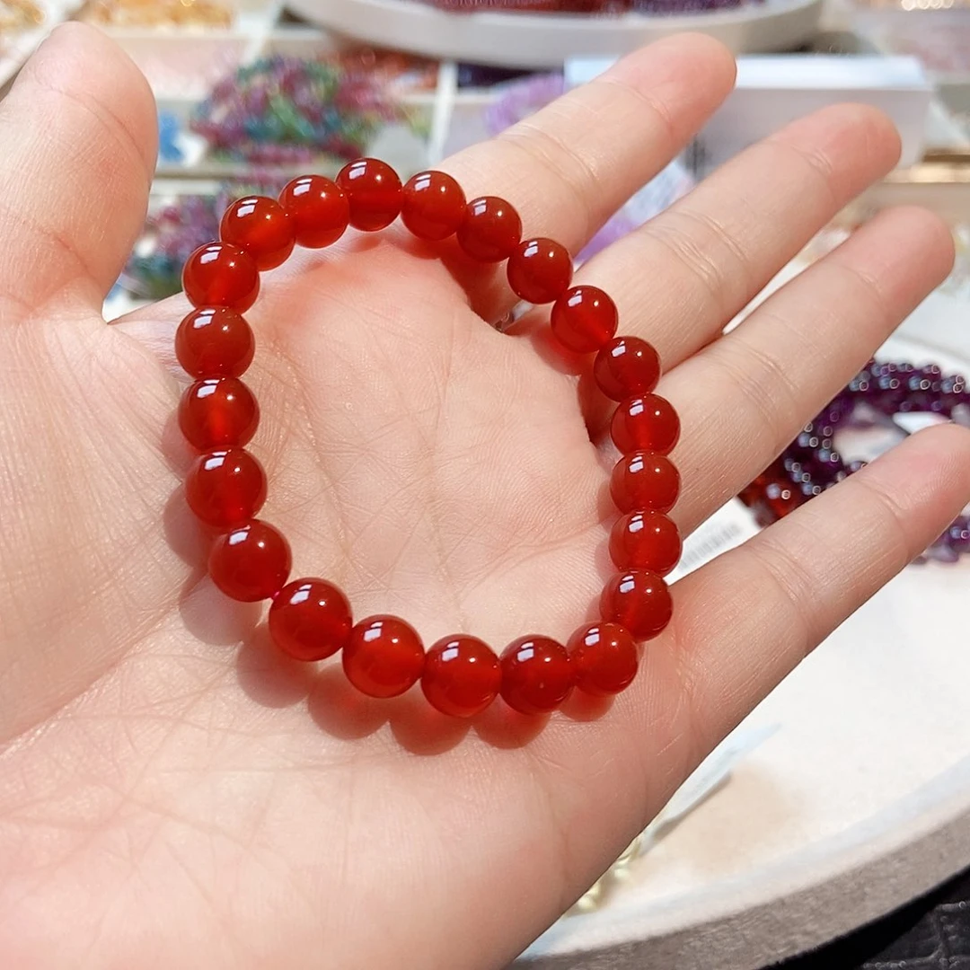 兜****水晶手链未镶嵌水晶8+