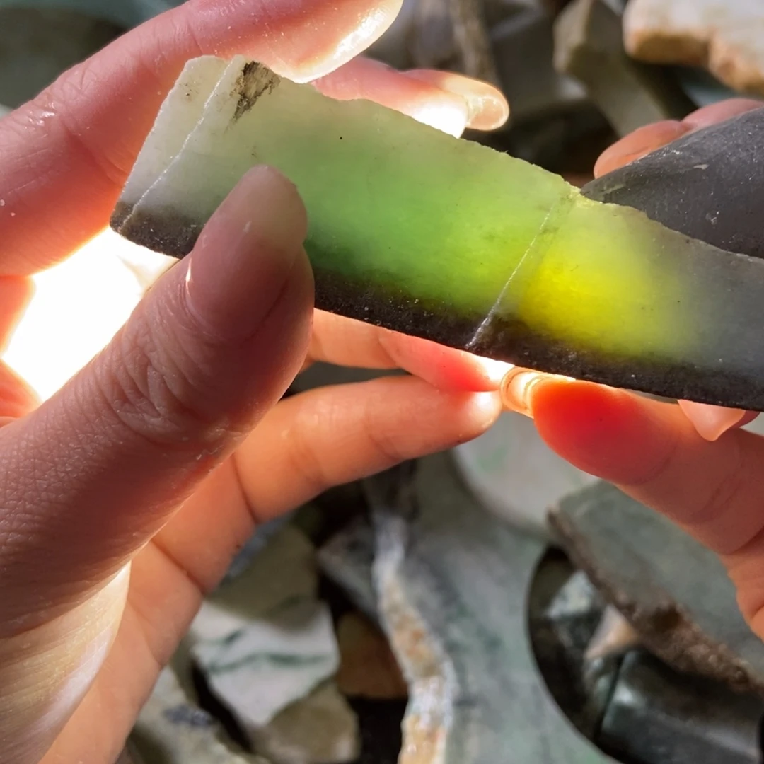 翡翠未镶嵌挂件天然翡翠