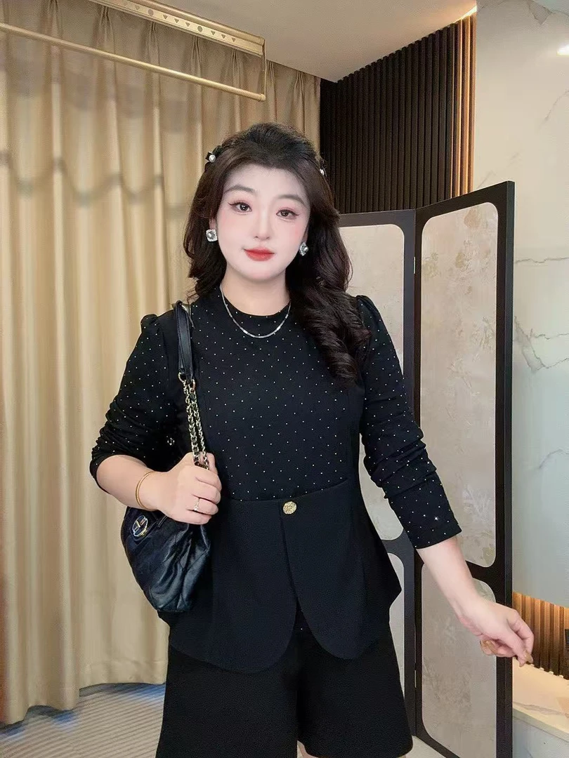 蕾蕾2025秋季新款大码女装烫钻修绒遮肉显瘦假俩件套背带上衣1083