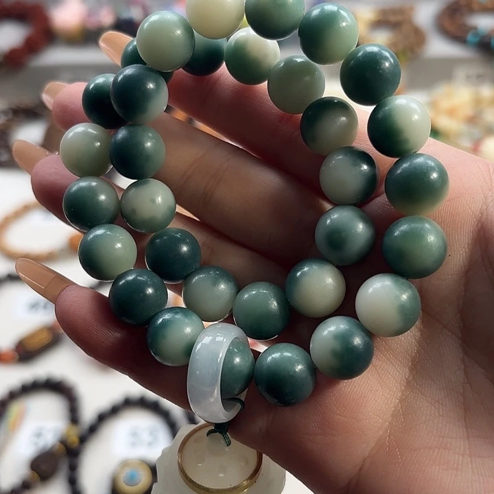 菩提根/象牙果吊坠绿色