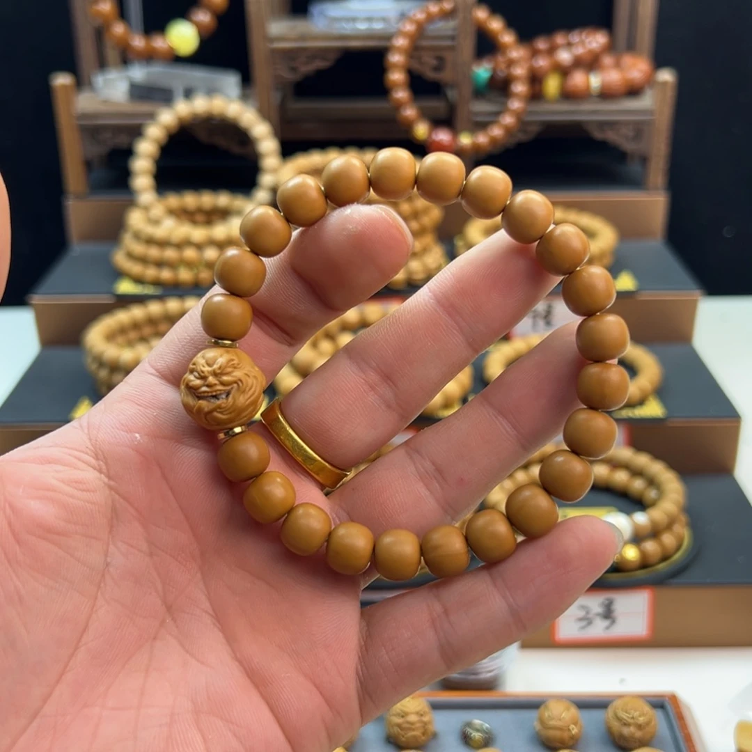 猴头核桃吊坠微瑕哑光老型➕舔僧 送手套