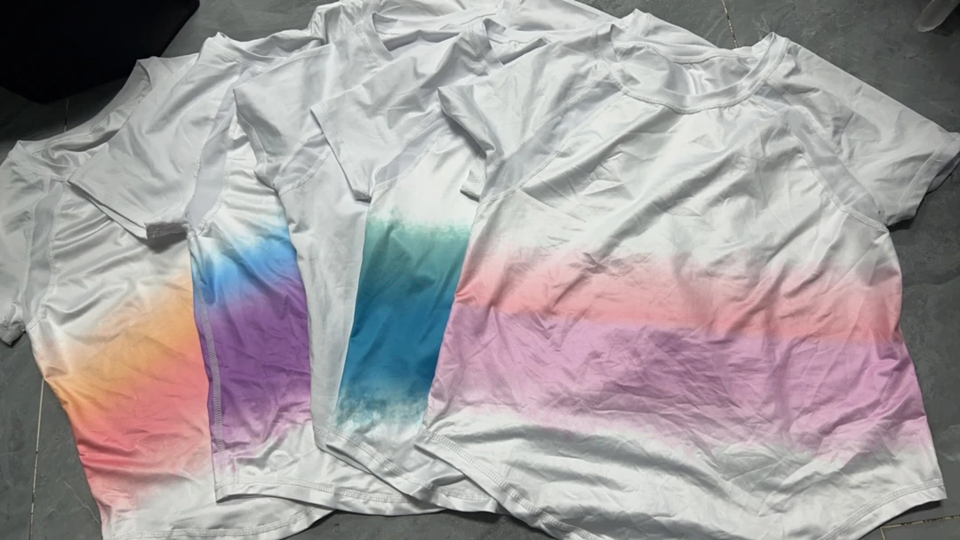 209运动瑜伽渐变色跑步健身瑜伽速干短T剪标款