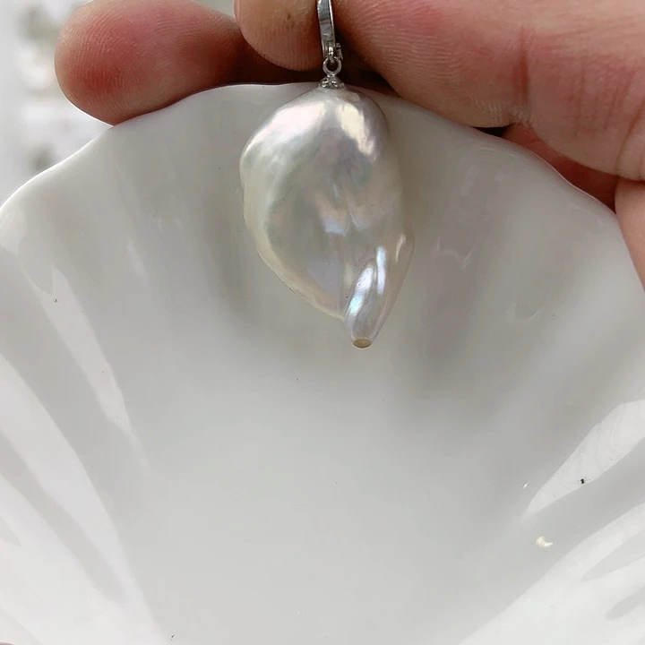 颈饰未镶嵌淡水珍珠