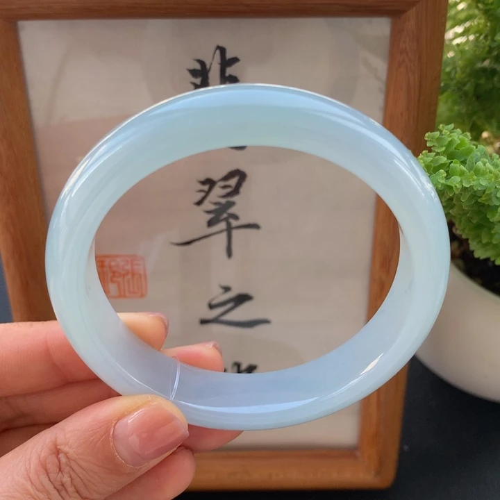 翡翠手镯未镶嵌翡翠手镯58