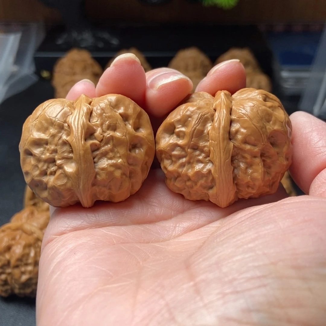 拱***猪把件文玩核桃蛤蟆头