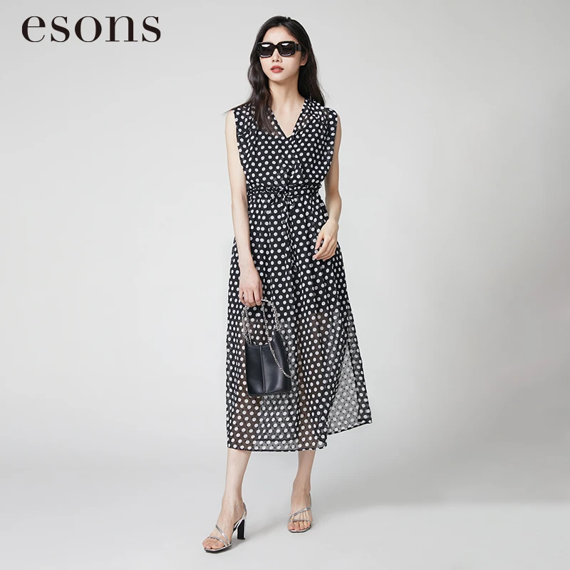 esons/爱城市【商场同款】复古黑白点无袖V领收腰连衣裙33539590
