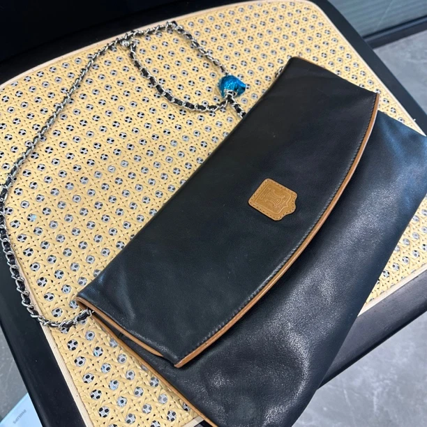 95新 Celine/思琳 Celine赛琳黑色手拿包/3792268