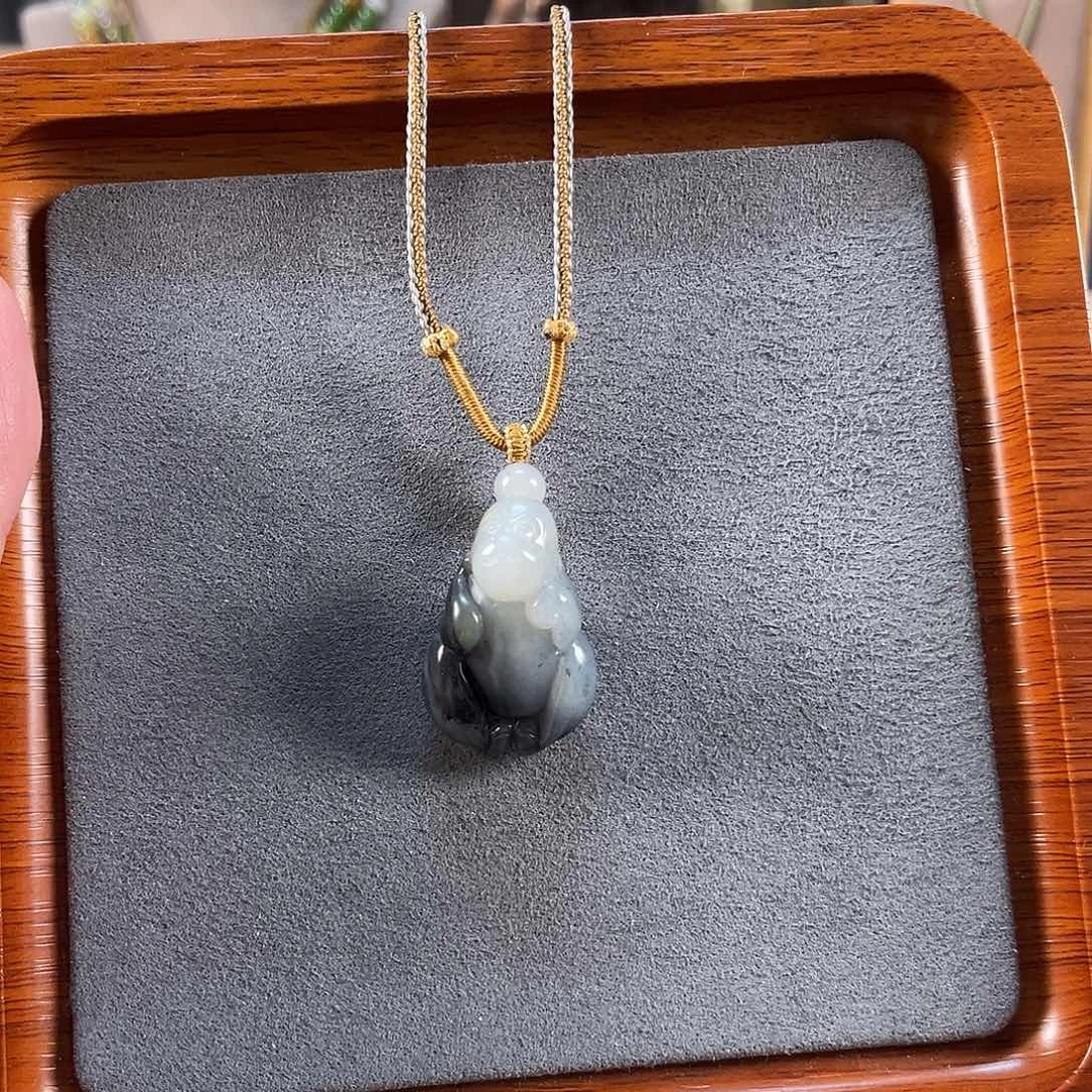 和田玉未镶嵌吊坠(不含链)