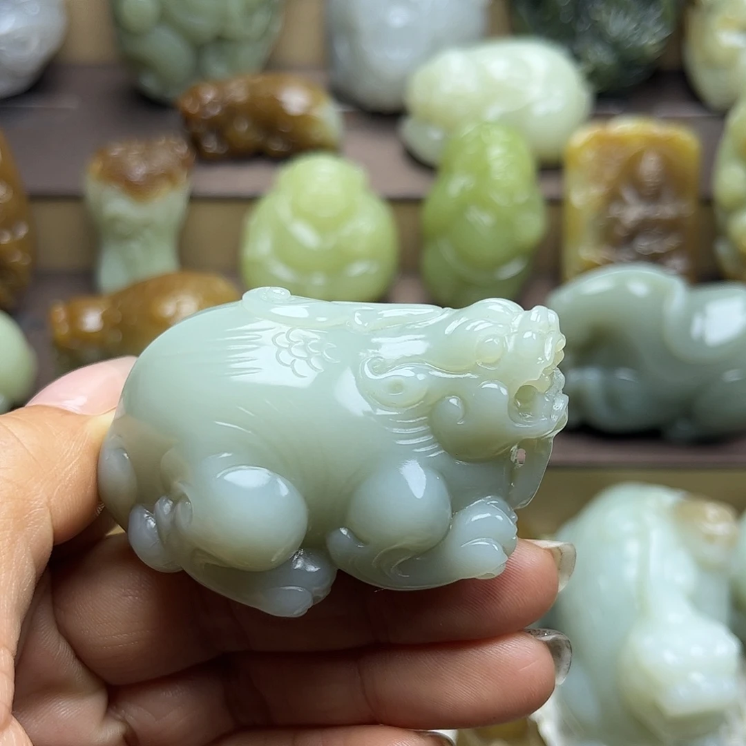 和田玉未镶嵌挂件