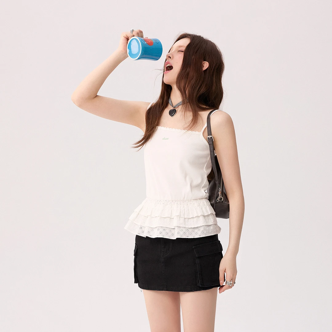 【10】CHUU字母刺绣蕾丝边设计蛋糕屁帘穿搭背心吊带FHSD009W