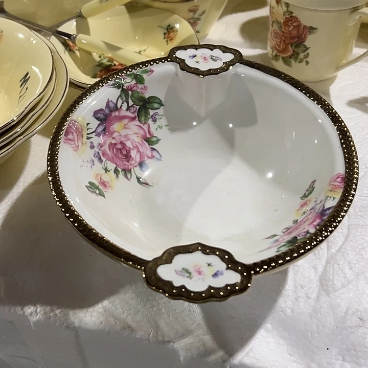 陶一个汤碗，111111.8.5