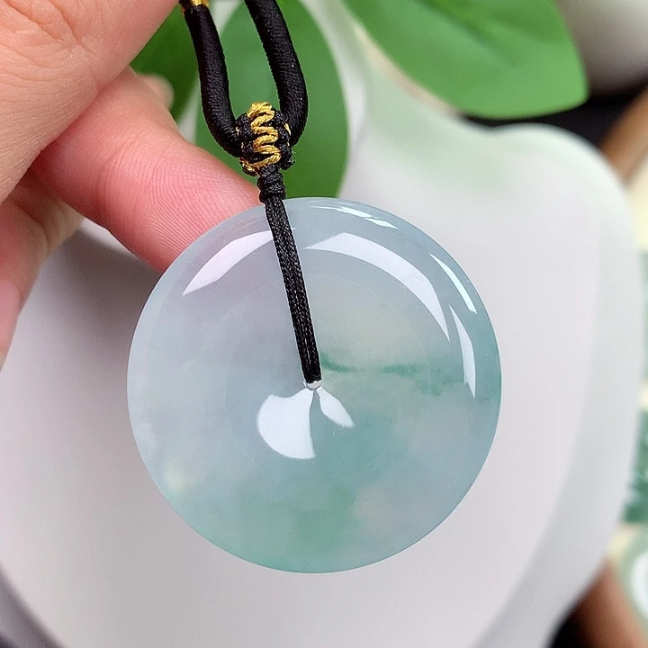 颈饰未镶嵌翡翠平安扣 35x6.1mm