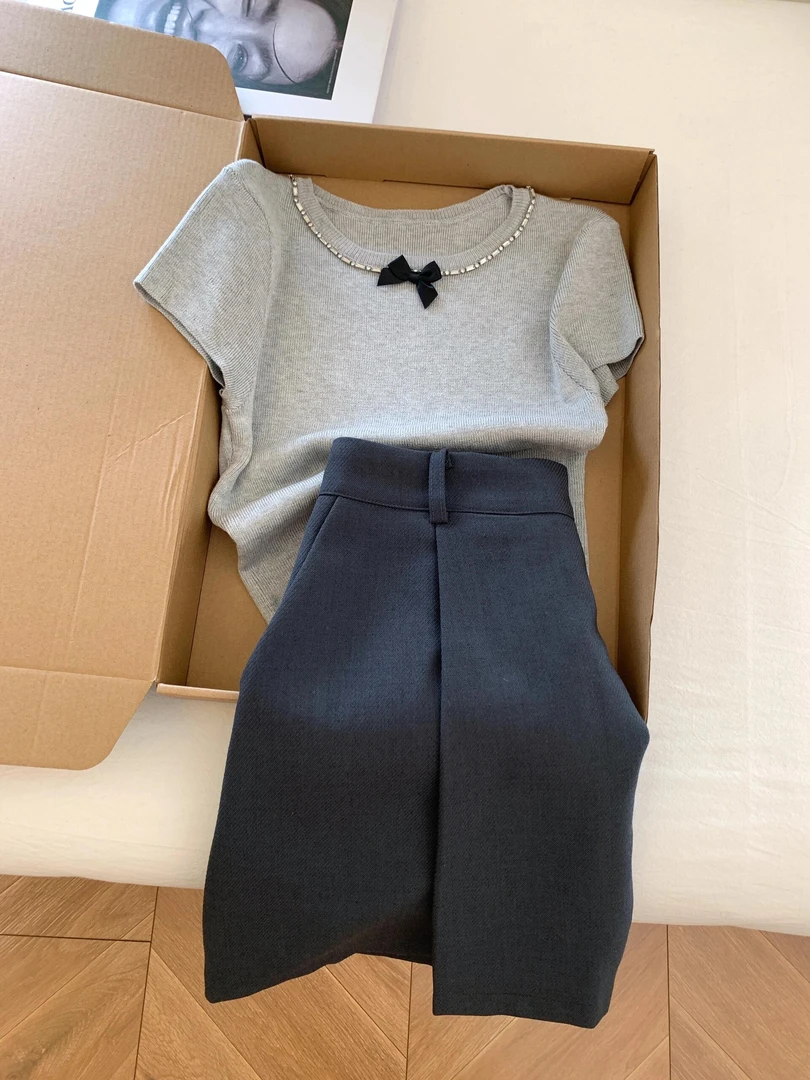 2025超火两件夏季穿搭小香风套装减龄短袖t恤女搭配一整套半身裙