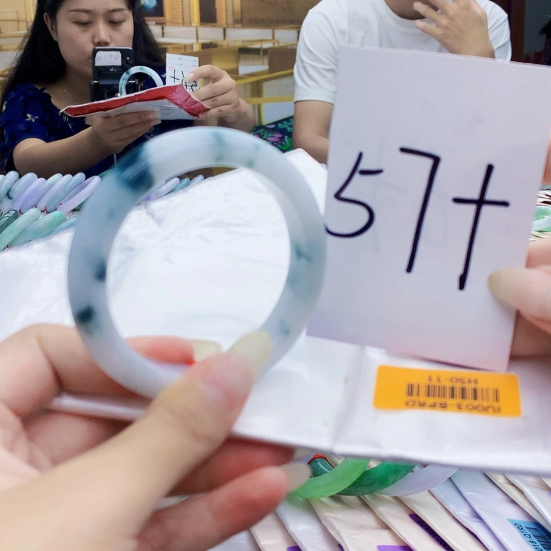 翡翠手镯未镶嵌00098877……